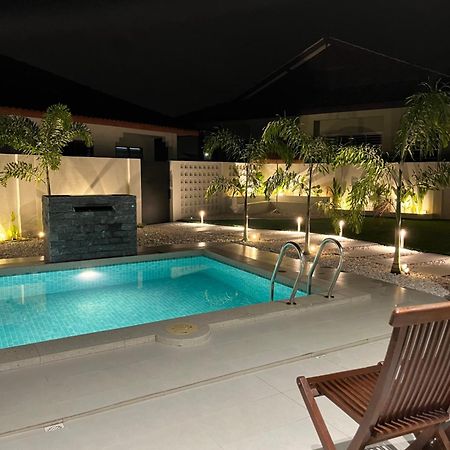 Home In Terengganu With Private Pool Kuala Terengganu Exterior photo